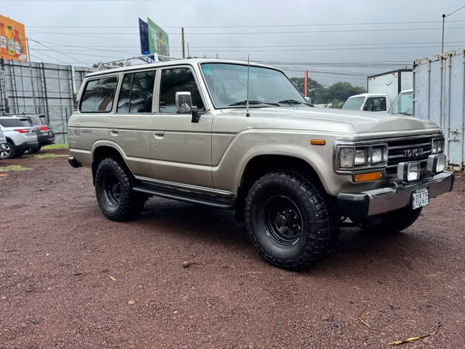 Land Cruiser Gx año 1989  - Imagen 6