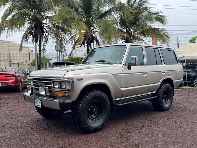 Land Cruiser Gx año 1989  - Imagen 2