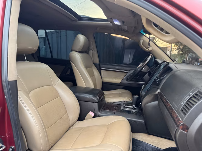 Land Cruiser Vx Año 2010  - Imagen 9