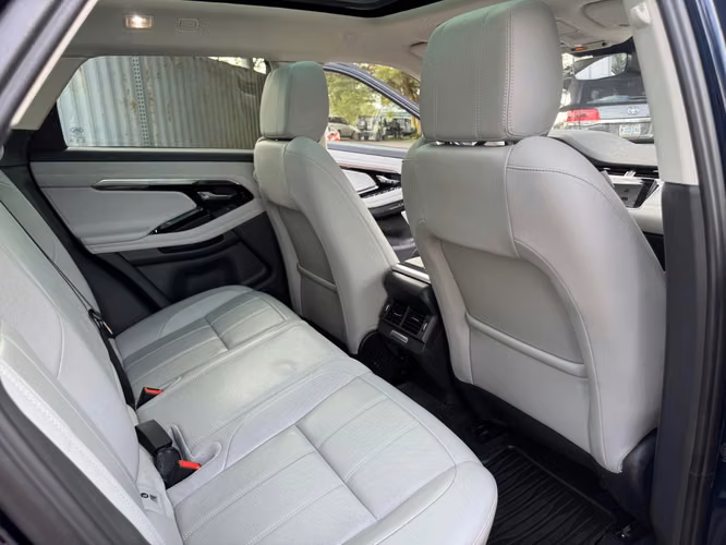 Range Rover Evouque Año 2021  - Imagen 9