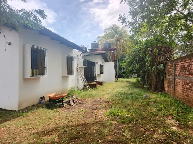 CARRETERA SUR KM 10.5 - SE VENDE PROPIEDAD COMERCIAL A ORILLA DE CARRETERA  - Imagen 11