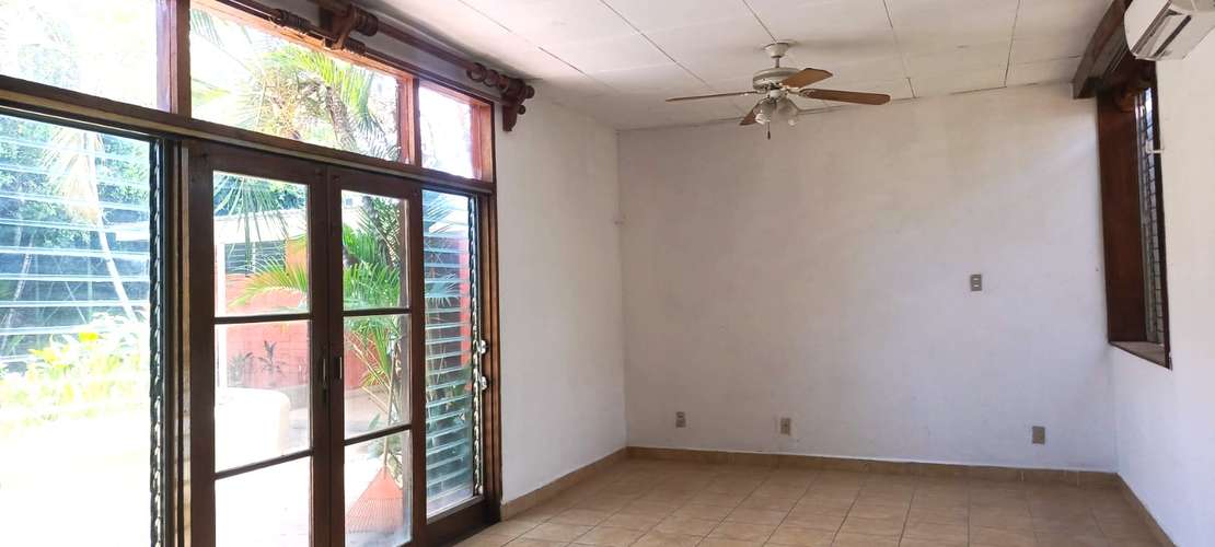 EM-Propiedad Comercial en Renta, Los Robles – I Etapa  - Imagen 6