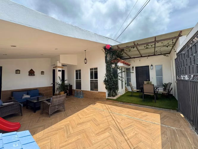 KW- Sale, house in residential of Carretera Masaya Km 16