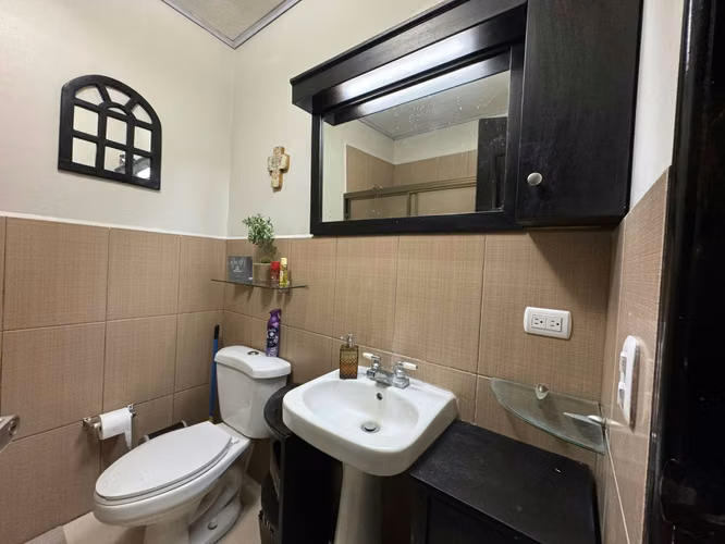 KW- Venta,  casa en residencial de Carretera masaya Km 16  - Imagen 8