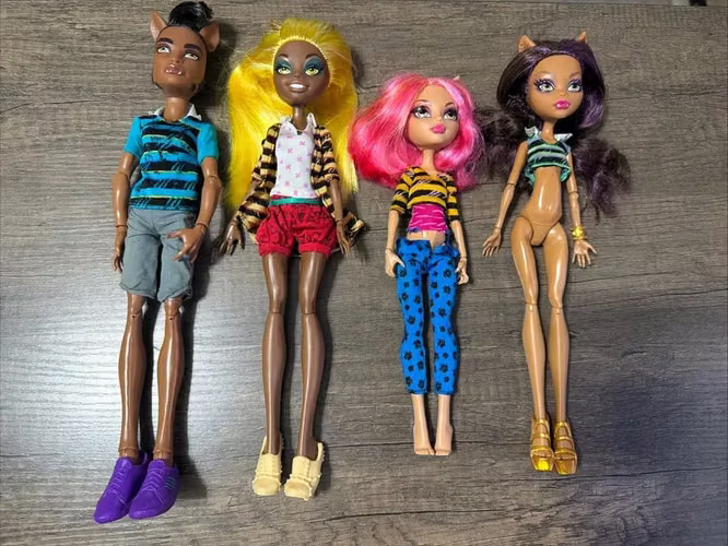 Cualquier Muñeca Monster High Barbie KPOP Rainbow High - traigo lotes - Imagen 19