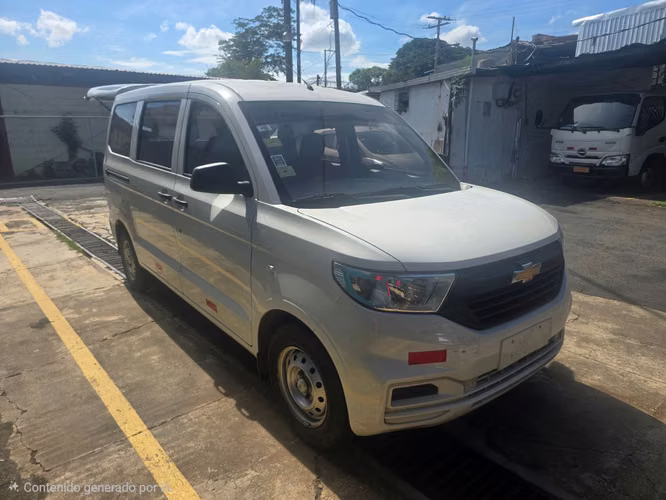 Vendo chevrolet N400 7 pasajeros - Imagen 3