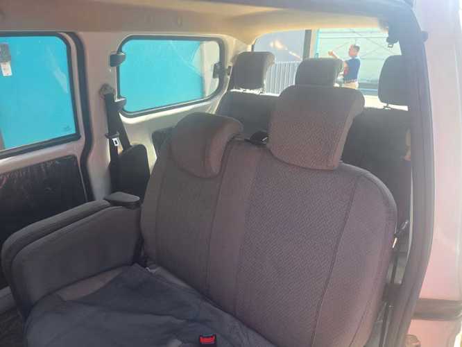 Vendo chevrolet N400 7 pasajeros - Imagen 2
