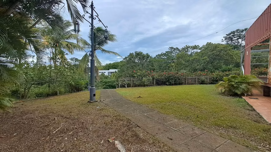 Terreno perimetrado Listo para desarrollar en zona Exclusiva de Villafontana - Imagen 4