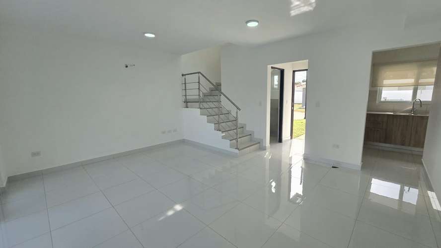 Casa nueva de dos plantas en renta en Condominio Sendero de Las Colinas, Las Colinas, Managua - Imagen 17