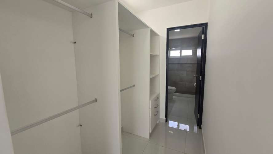 Casa nueva de dos plantas en renta en Condominio Sendero de Las Colinas, Las Colinas, Managua - Imagen 15