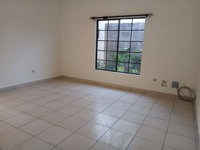 Rento Casa Amplia en Condominio km 10.5 Carretera a Masaya AH - Imagen 2