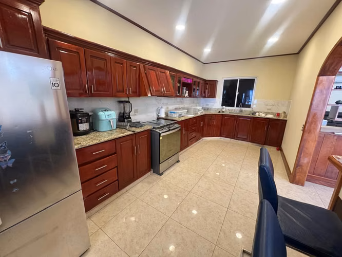FP- Vendo propiedad en condominio privado  - Imagen 6