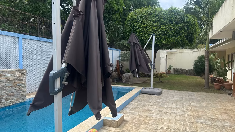 En Venta Casa espectacular en Condominio km 12 Carretera a Masaya AH