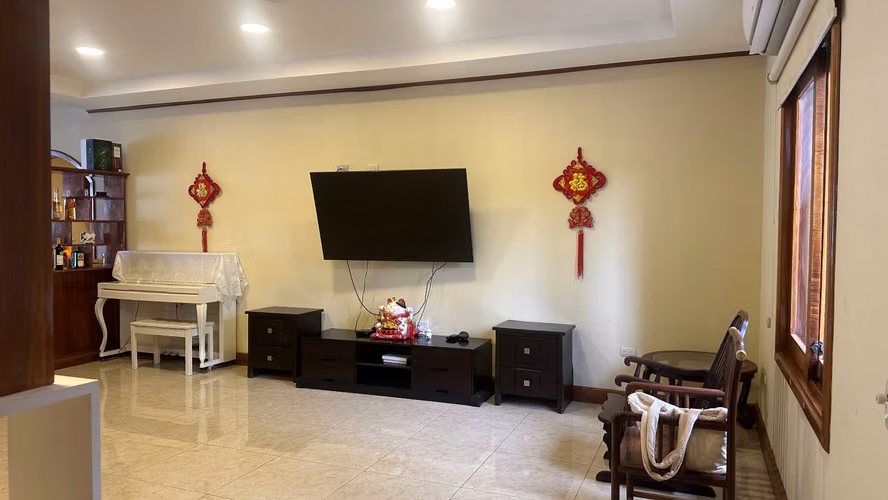 En Venta Casa espectacular en Condominio km 12 Carretera a Masaya AH