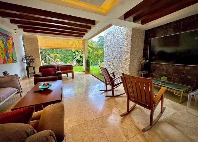 EJ-Rento hermosa casa en Veracruz  - Imagen 2