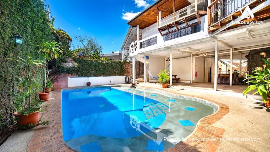 Hotel en los Robles, Managua