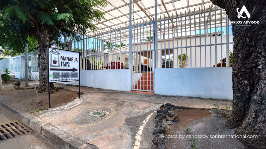 Hotel en los Robles, Managua