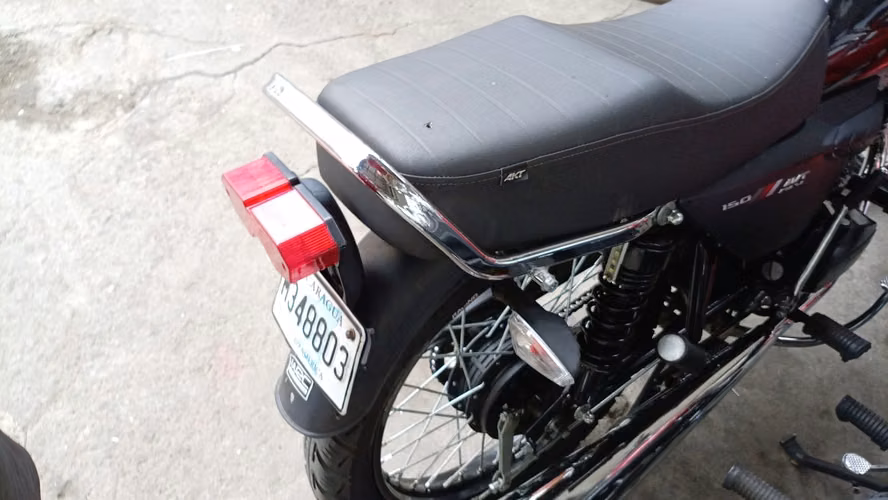 VENDO MOTO AKT NKD15 - Imagen 8