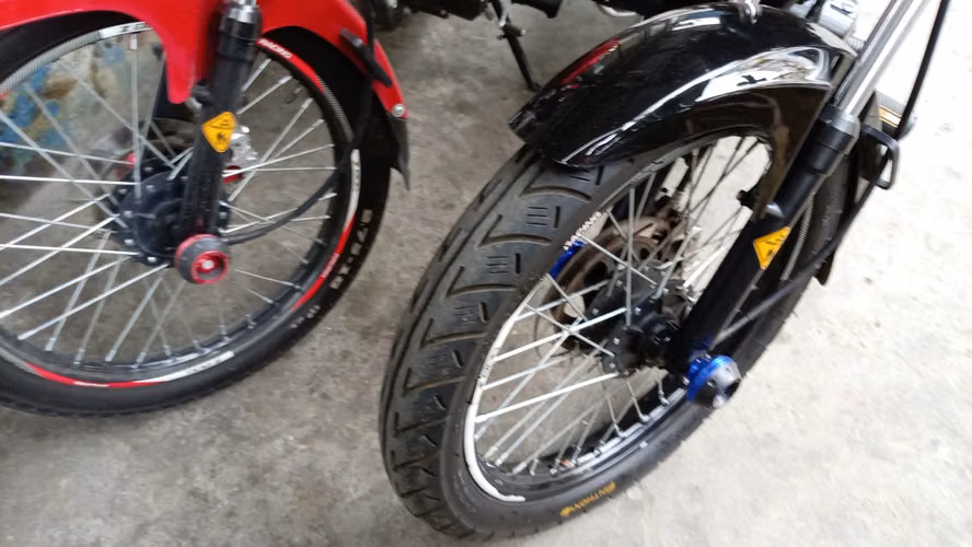 VENDO MOTO AKT NKD15 - Imagen 12