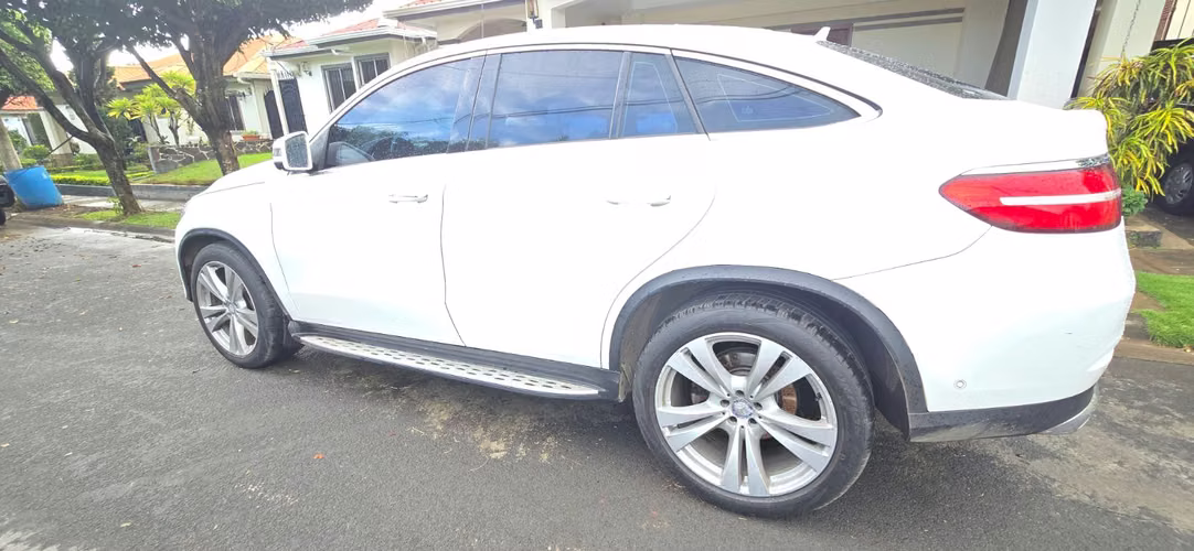 Mercedes Benz GLE 400, Año 2017, 94k km. Unico Dueña.