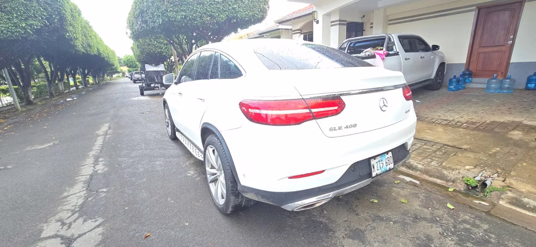 Mercedes Benz GLE 400, Año 2017, 94k km. Unico Dueña.