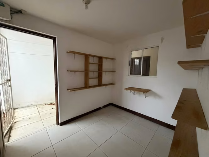 CASA EN VENTA CERCA DEL COLEGIO ALEMÁN | URBANIZACIÓN CAROLINA CARRETERA SUR  - Imagen 8