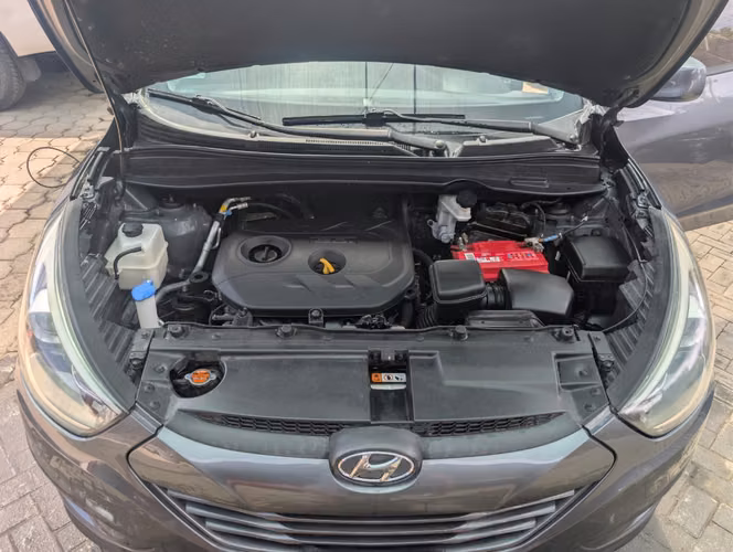 Hyundai Tucson Automática full extras año 2015 - Imagen 7