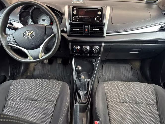 Toyota Yaris 2016