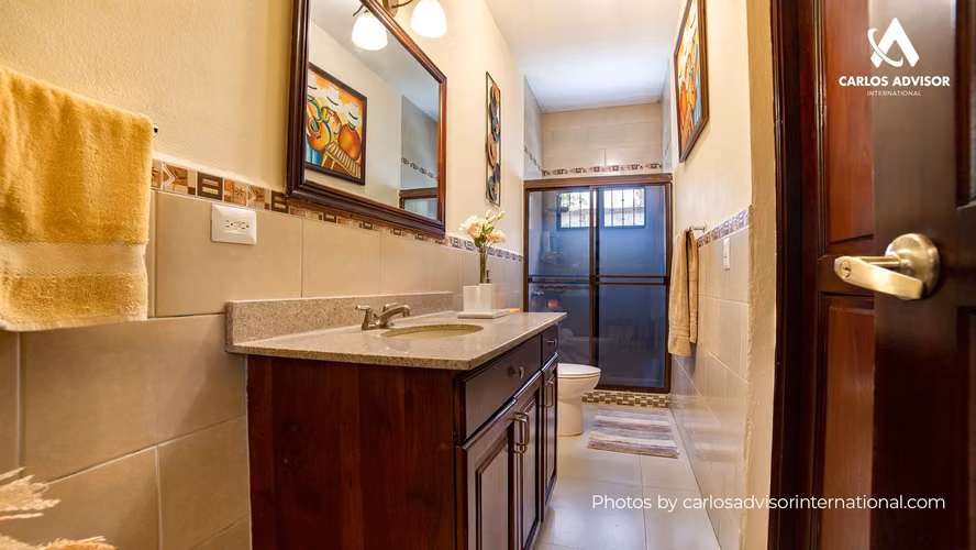 Bella casa en Ticuantepe + Oportunidad de Inversión (leer la descripción)  - Imagen 10