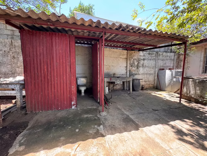 CASA EN VENTA CON POTENCIAL COMERCIAL – BARRIO BERTHA DÍAZ, MANAGUA - Imagen 18