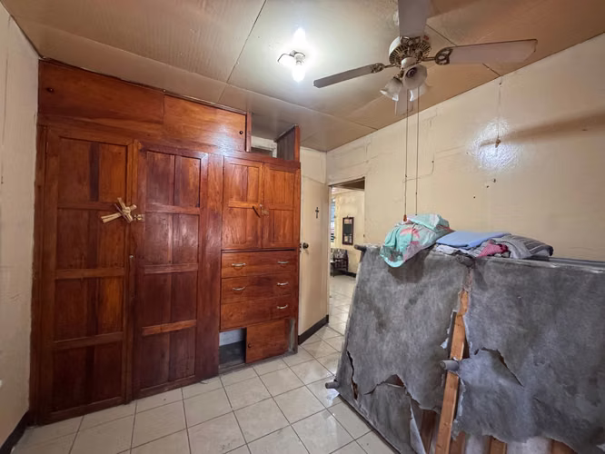 CASA EN VENTA CON POTENCIAL COMERCIAL – BARRIO BERTHA DÍAZ, MANAGUA - Imagen 6