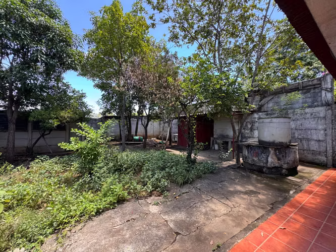 CASA EN VENTA CON POTENCIAL COMERCIAL – BARRIO BERTHA DÍAZ, MANAGUA - Imagen 15