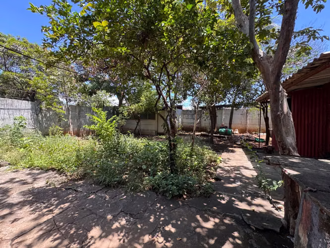 CASA EN VENTA CON POTENCIAL COMERCIAL – BARRIO BERTHA DÍAZ, MANAGUA - Imagen 17