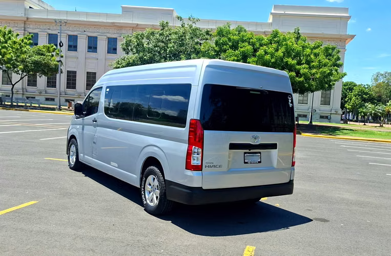 TOYOTA HI-ACE 16 PASAJEROS  - Imagen 2