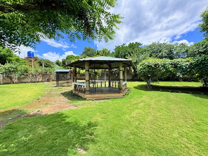 Elegant Country Estate in Santa Martha Le n. A Tranquil Retreat Minutes from the City - Imagen 4