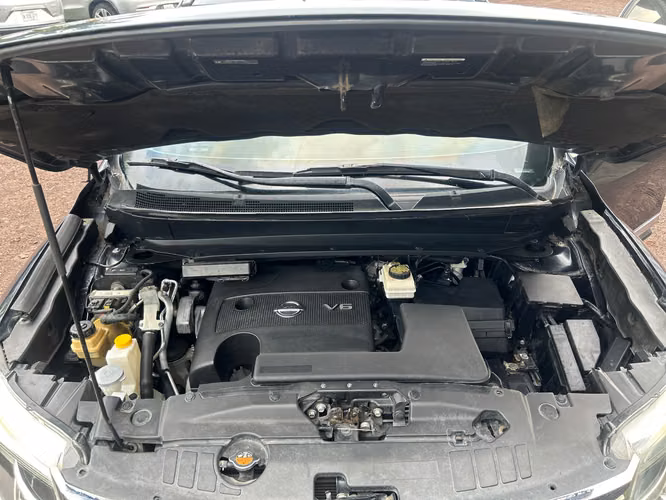 Nissan Pathfinder 4x4 Año 2015 . Comprada en agencia 