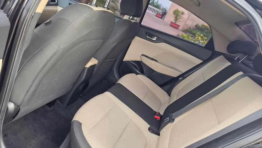 PRECIOSO HYUNDAI ACCENT 2020 - Imagen 9