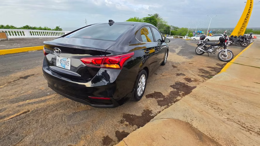 PRECIOSO HYUNDAI ACCENT 2020 - Imagen 6