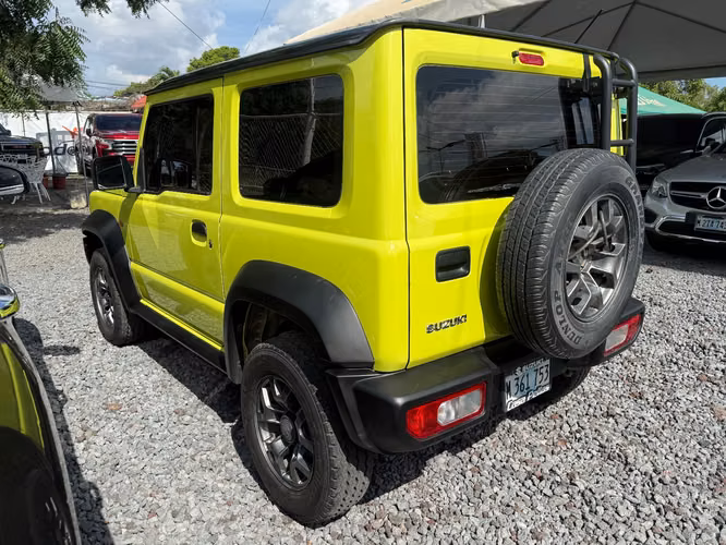 SUZUKI JIMNY 4X4 AÑO 2023