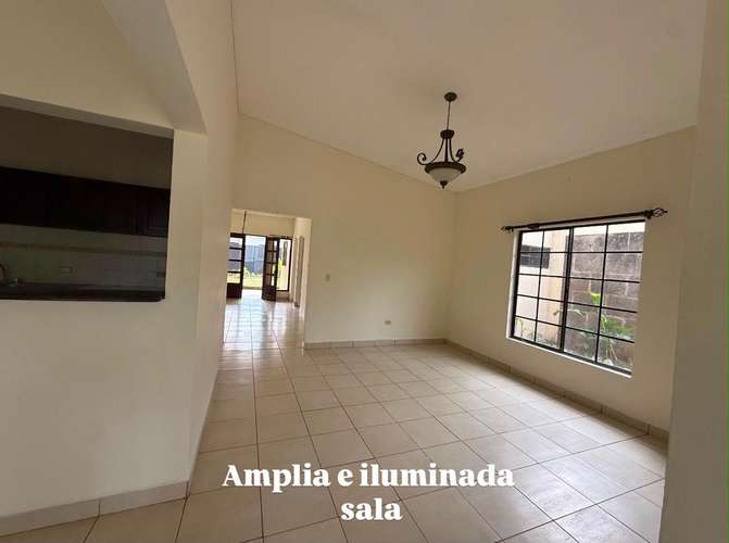 Renta en carretera MAsaya dentro de residencial  - Imagen 2
