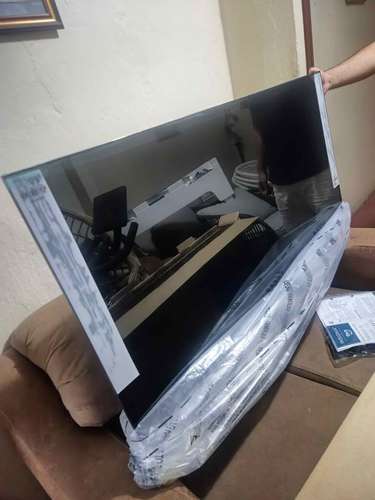 Televisor Insignia fire TV de 50 pulgadas - Imagen 2