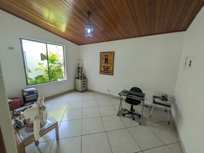 Renta en las colinas ideal para vivienda u oficina  - Imagen 13