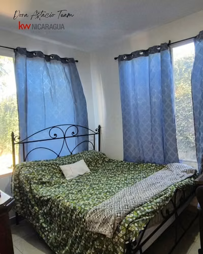 ¡En venta! Casa dentro de Residencial Santa Isabel, Carretera Sur. - Imagen 9
