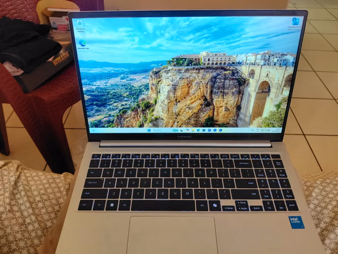 Samsung Galaxy Book4  - Imagen 1