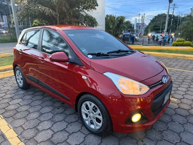Hyundai Grand i10  //  2017 - Imagen 3