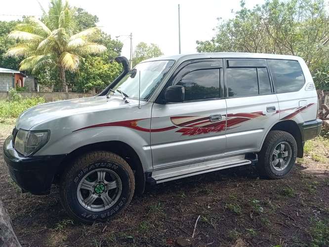 TOYOTA PRADO  - Imagen 4