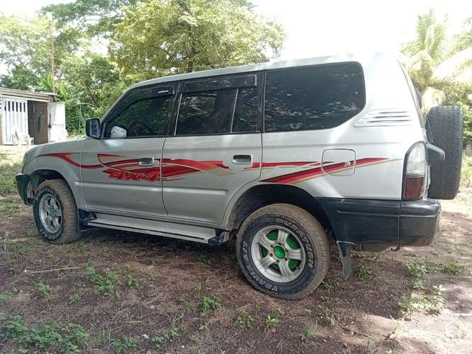 TOYOTA PRADO  - Imagen 3