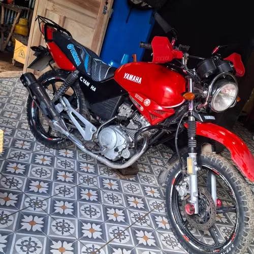 Sell motorbike Yahama YBR 125