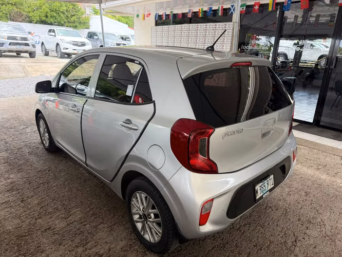 KIA PICANTO AÑO 2023 - Imagen 4