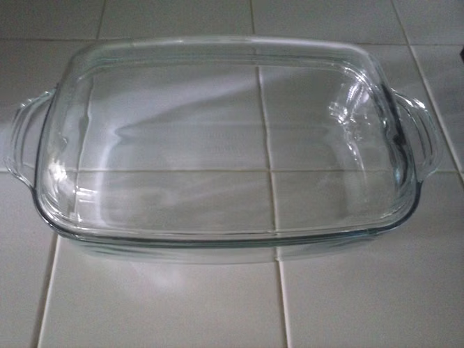 GLASS CONTAINER